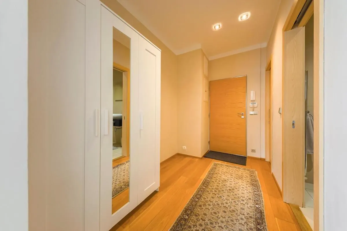 Sir Charles Bridge Apartment Prague